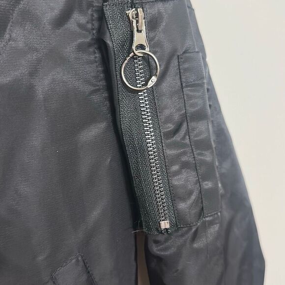 XBOX Mens Black Patches Bethesda Fanfest 2024 Exclusive Bomber Jacket Size XS - Picture 5 of 7